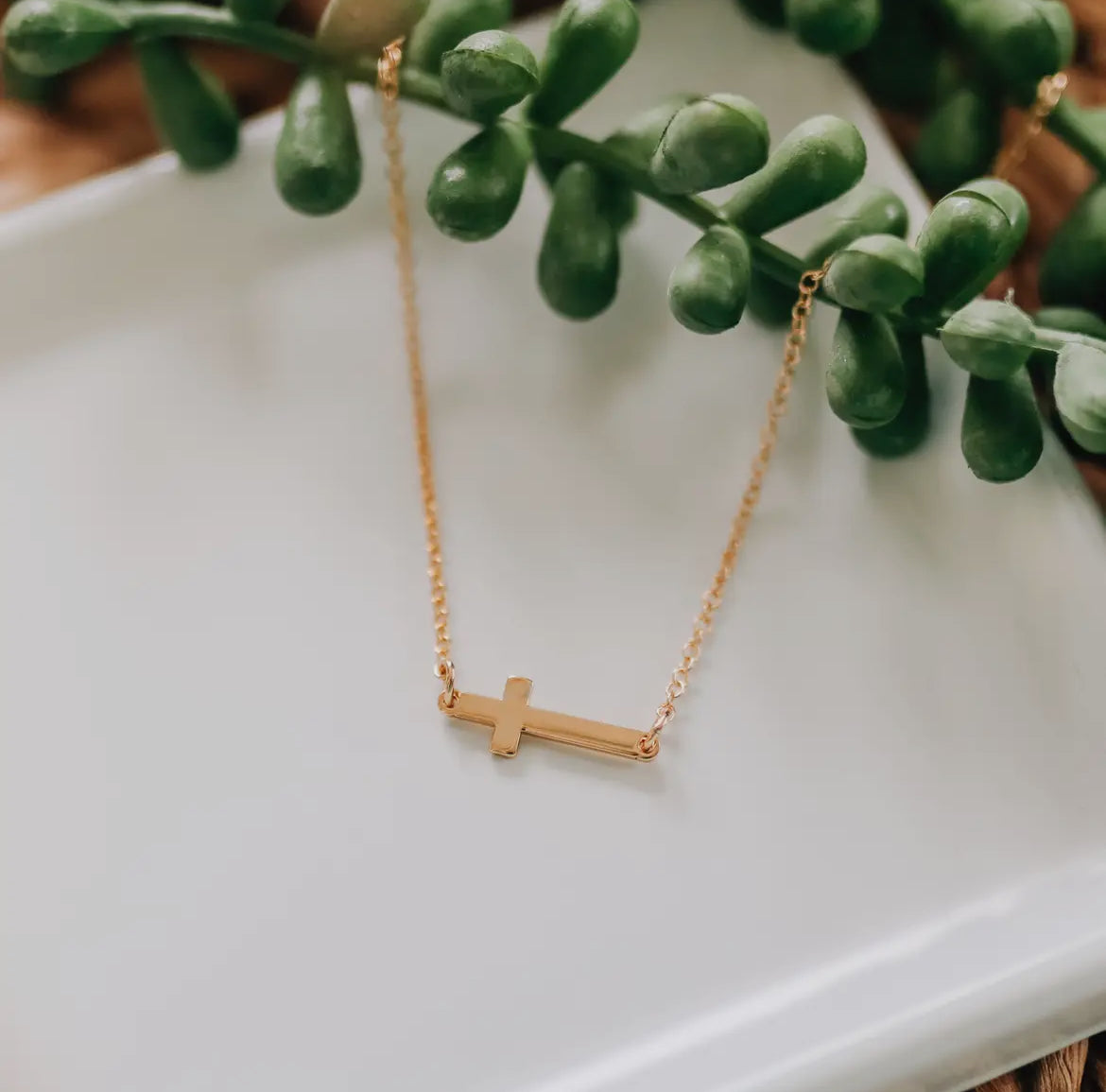 DAILY GRACE DISCIPLE NECKLACE