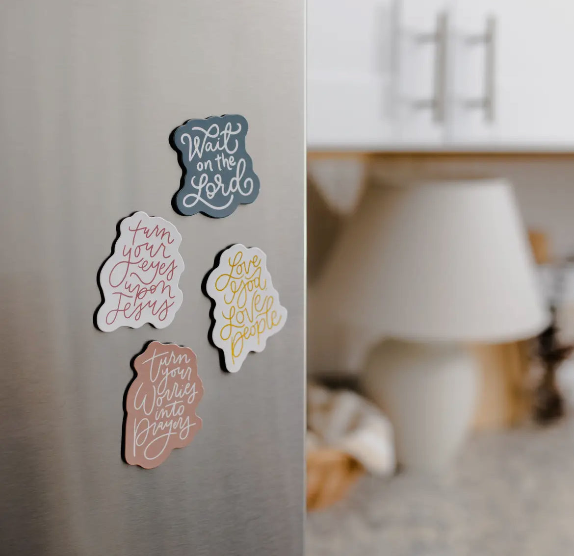 DAILY GRACE EYES UPON JESUS MAGNET COLLECTION