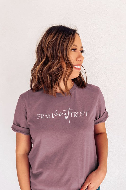 HT PRAY TRUST Tee