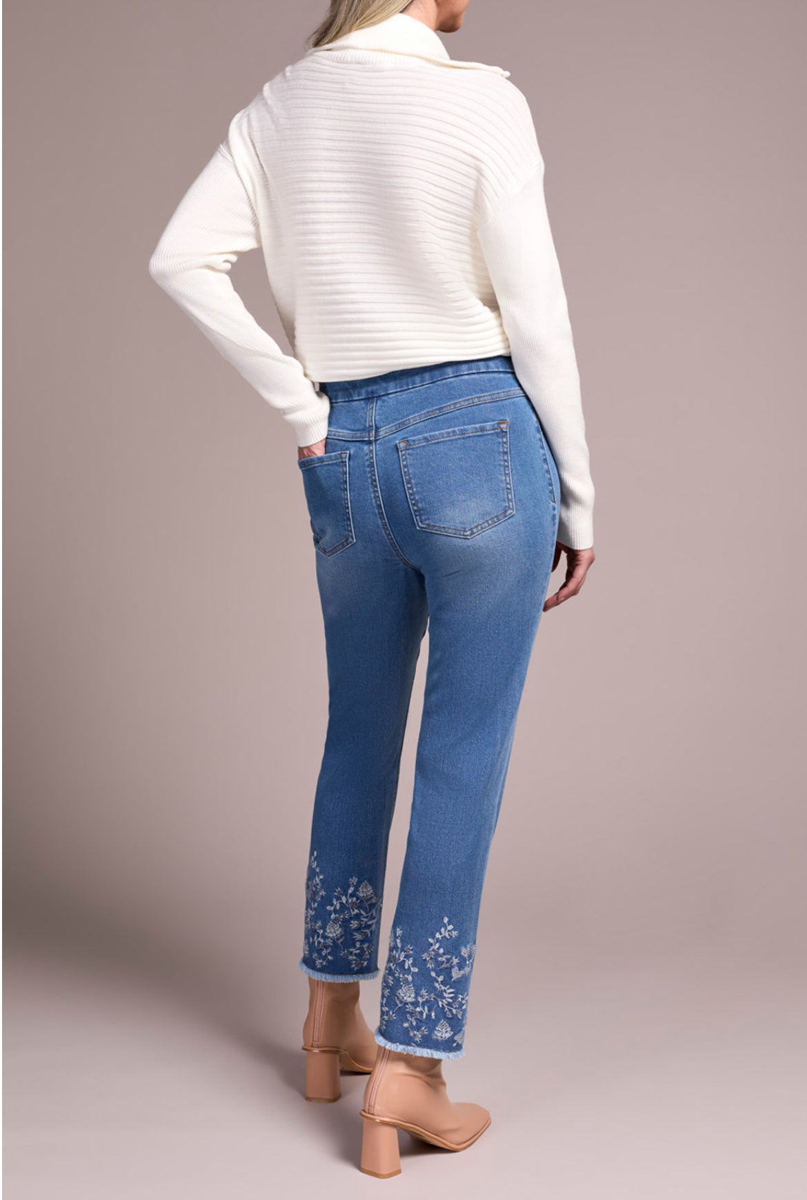Tribal Audrey Pull On Slim Jeans w/Embroidery Detail