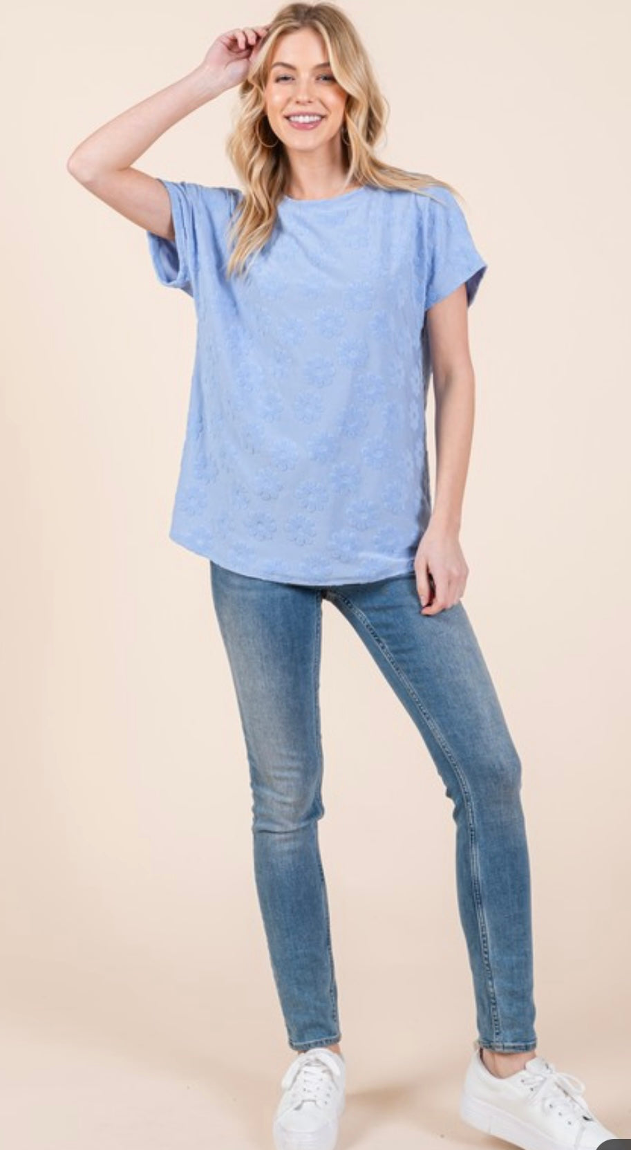 BOMBOM Short Sleeve Textured Floral Pattern Top Light Blue