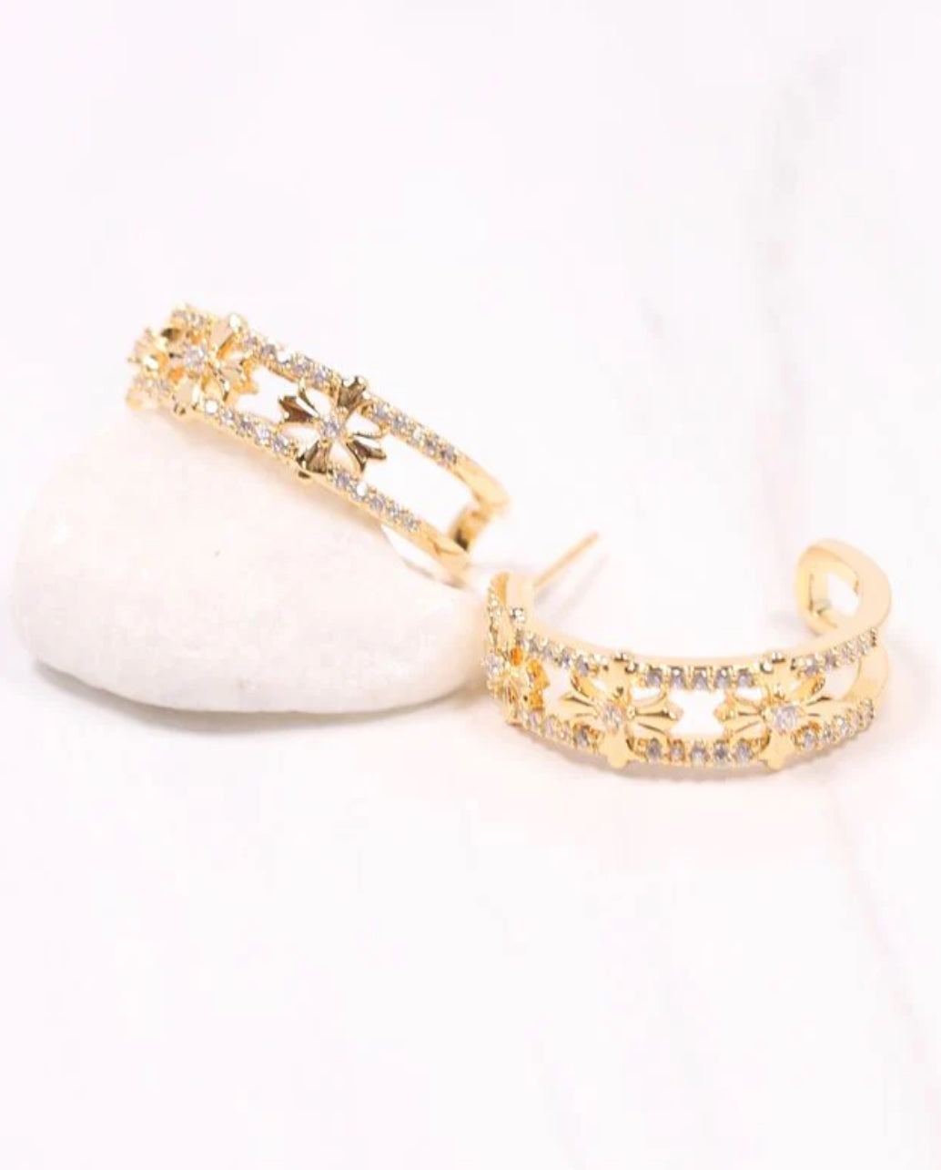 CH 38374 CZ Cross Detail Open Hoop Earring GOLD