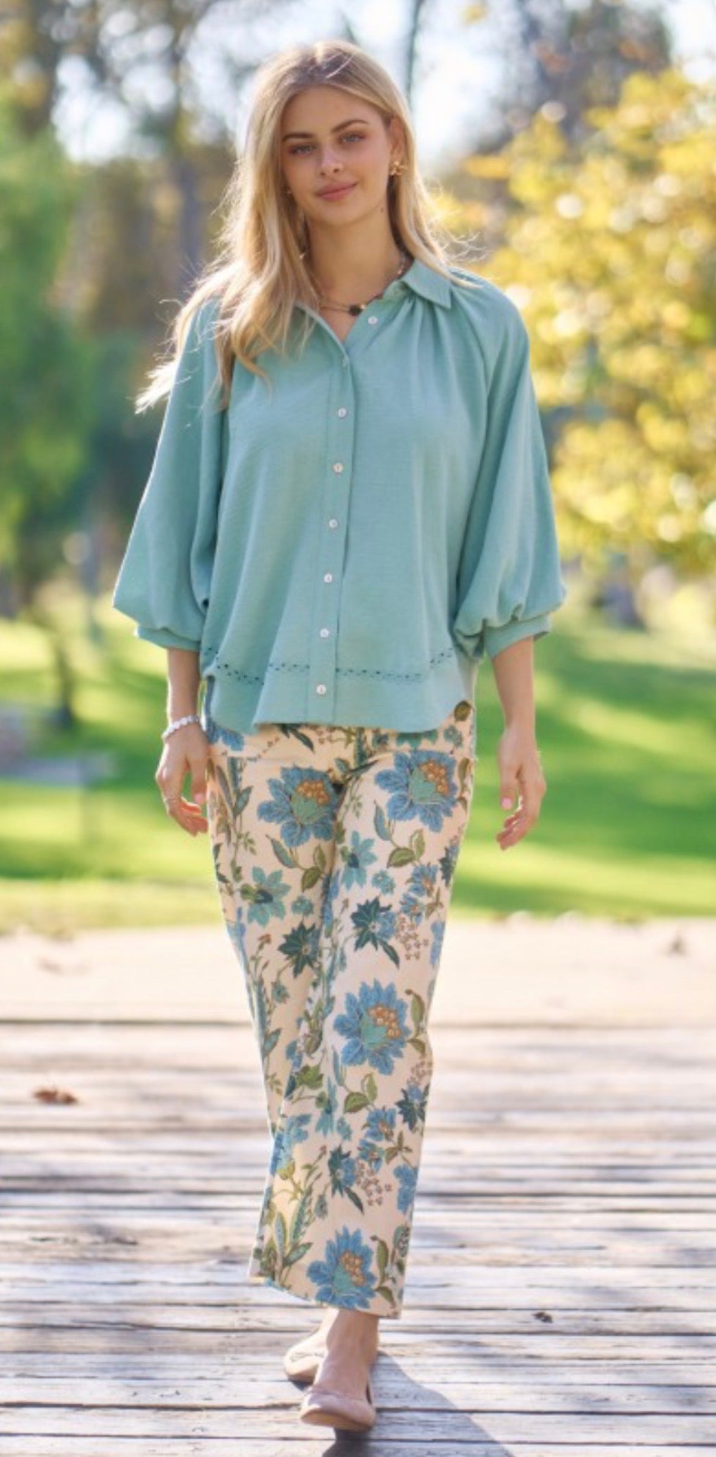 GIGIO Floral Ankle Crop Pants Blue Mix PLUS