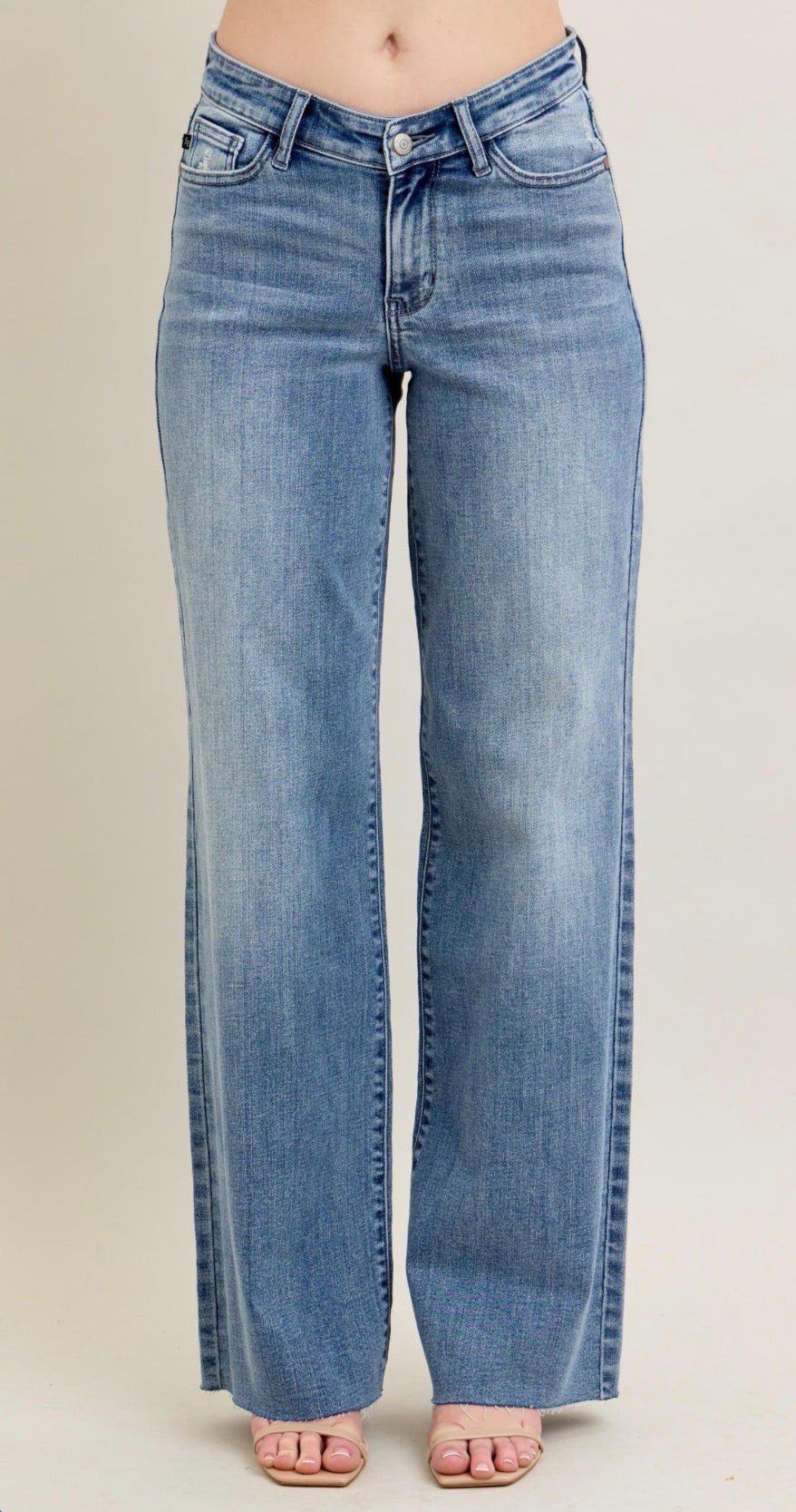 Judy Blue Mid Rise V-Front Baggy Jean Inseam 33"