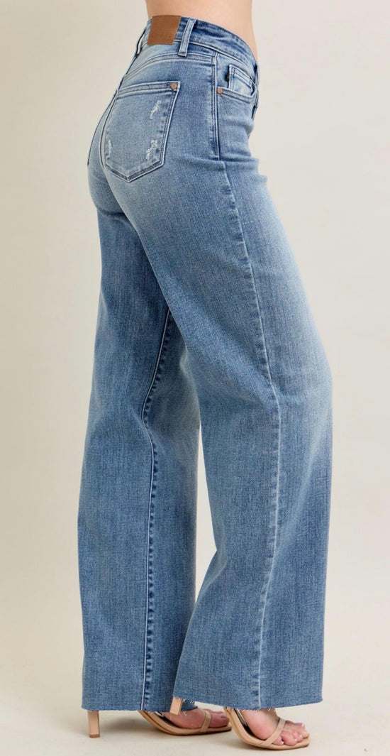 Judy Blue Mid Rise V-Front Baggy Jean Inseam 33"