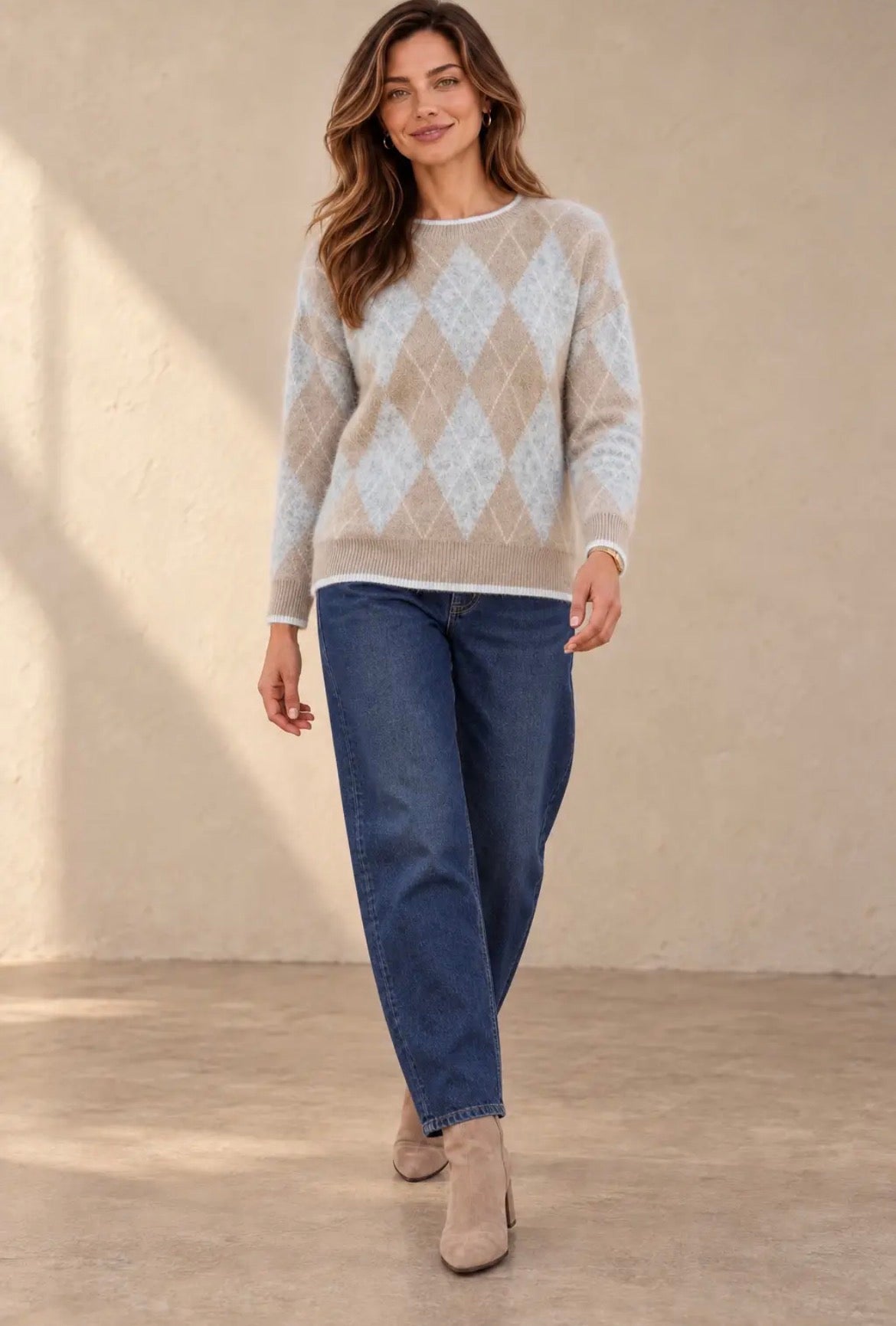 NICABEL Cozy Argyle Pattern Long Sleeve Sweater Light Gray/Beige