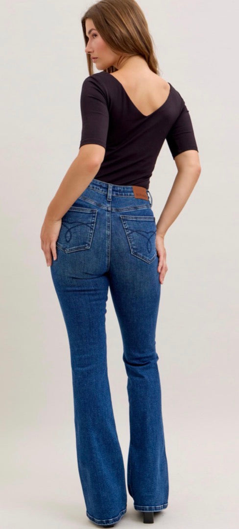 Judy Blue Stretch High Waist Bootcut SHORT 30" Inseam
