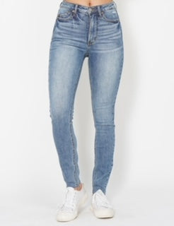 JUDY BLUE Tummy Control Skinny Denim Light Wash