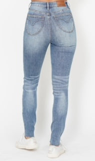 JUDY BLUE Tummy Control Skinny Denim Light Wash