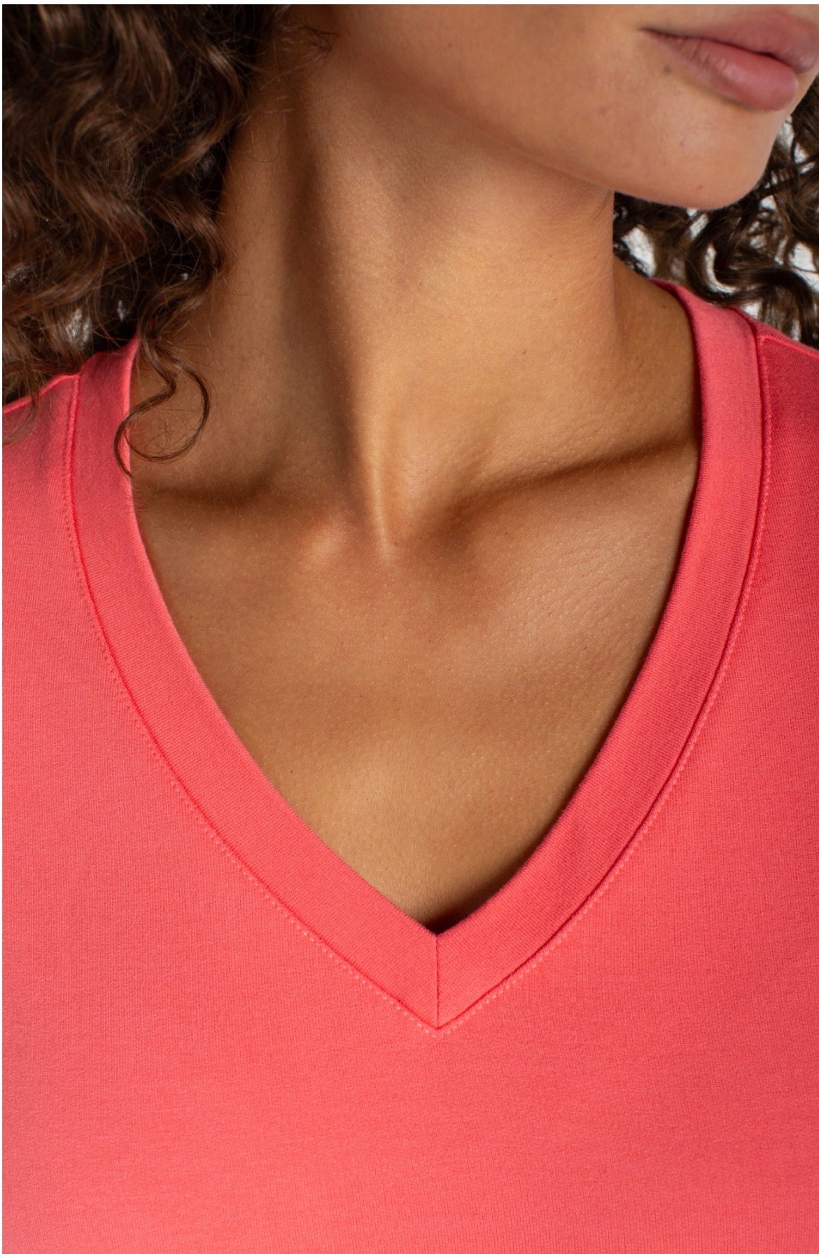 Liverpool V Neck S/S Tee Sunset Coral