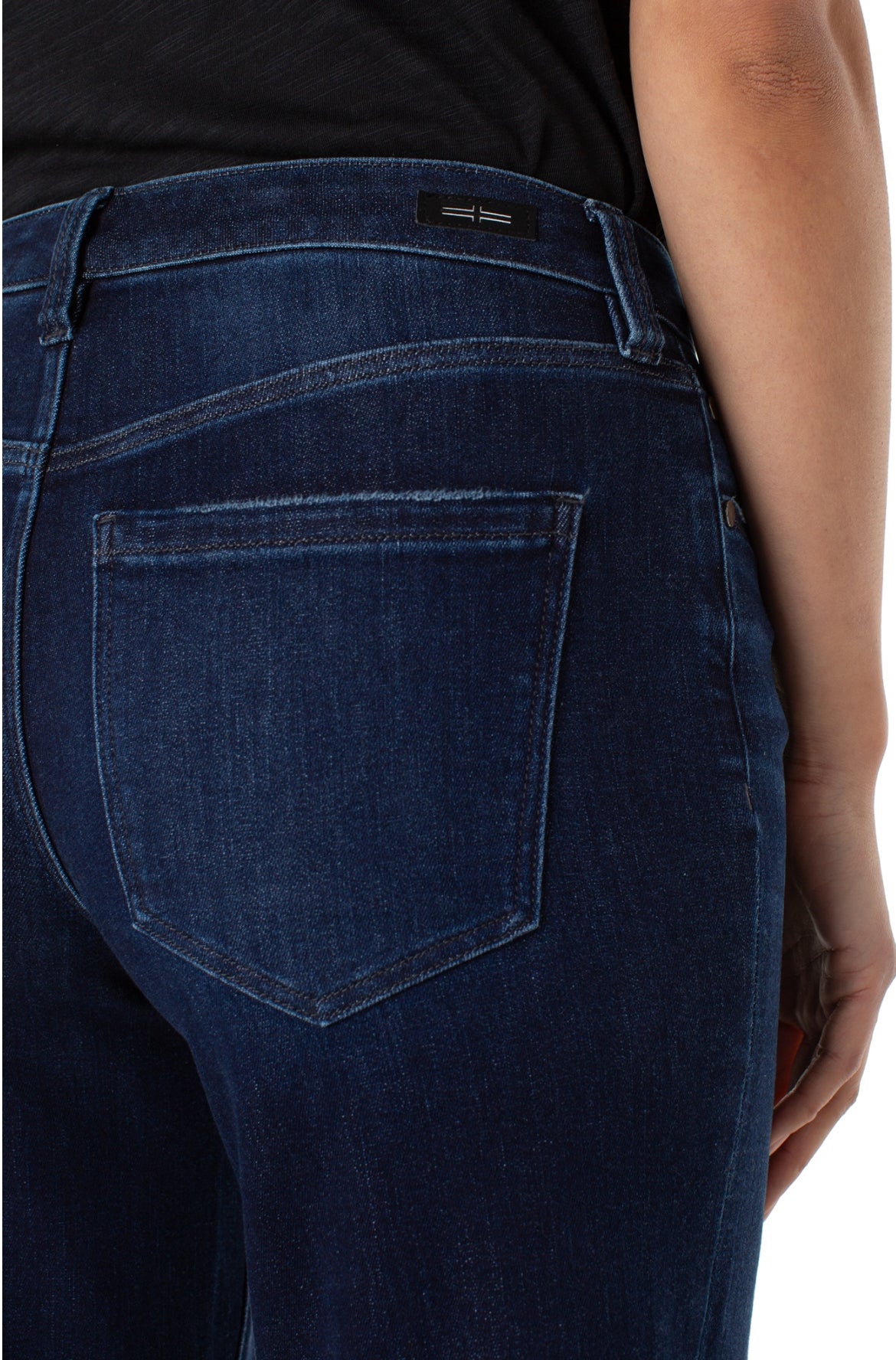 Liverpool Kennedy Straight Leg 32" Dk Wash