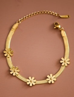 MIA GOLD FLOWER BRACELET