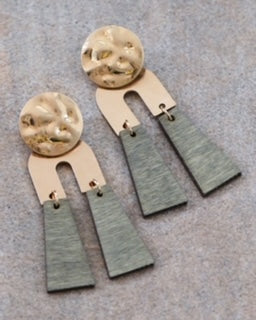 MIA WOODEN DROP EARRINGS