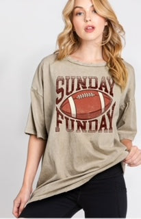 HRT/LUV SUNDAY FUNDAY TEE