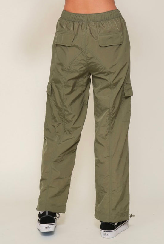 Timing Windbreaker Cargo Pants Olive Green