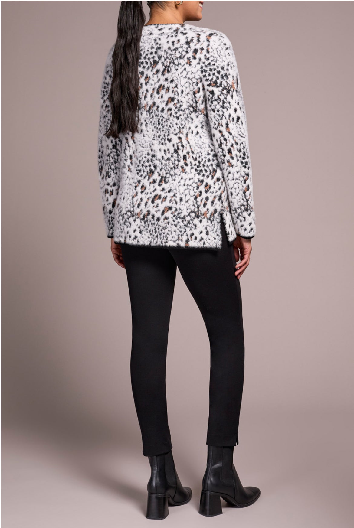 Tribal L/S V Neck Animal Print Sweater Blk/White