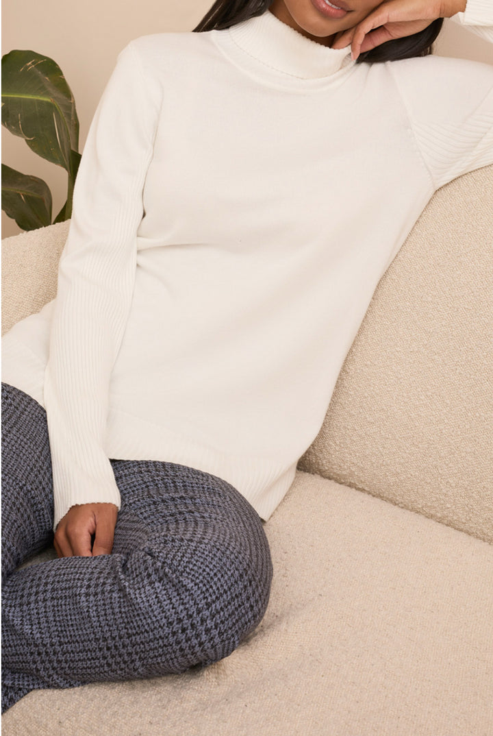 Tribal Lightweight Turtleneck Sweater Cream
