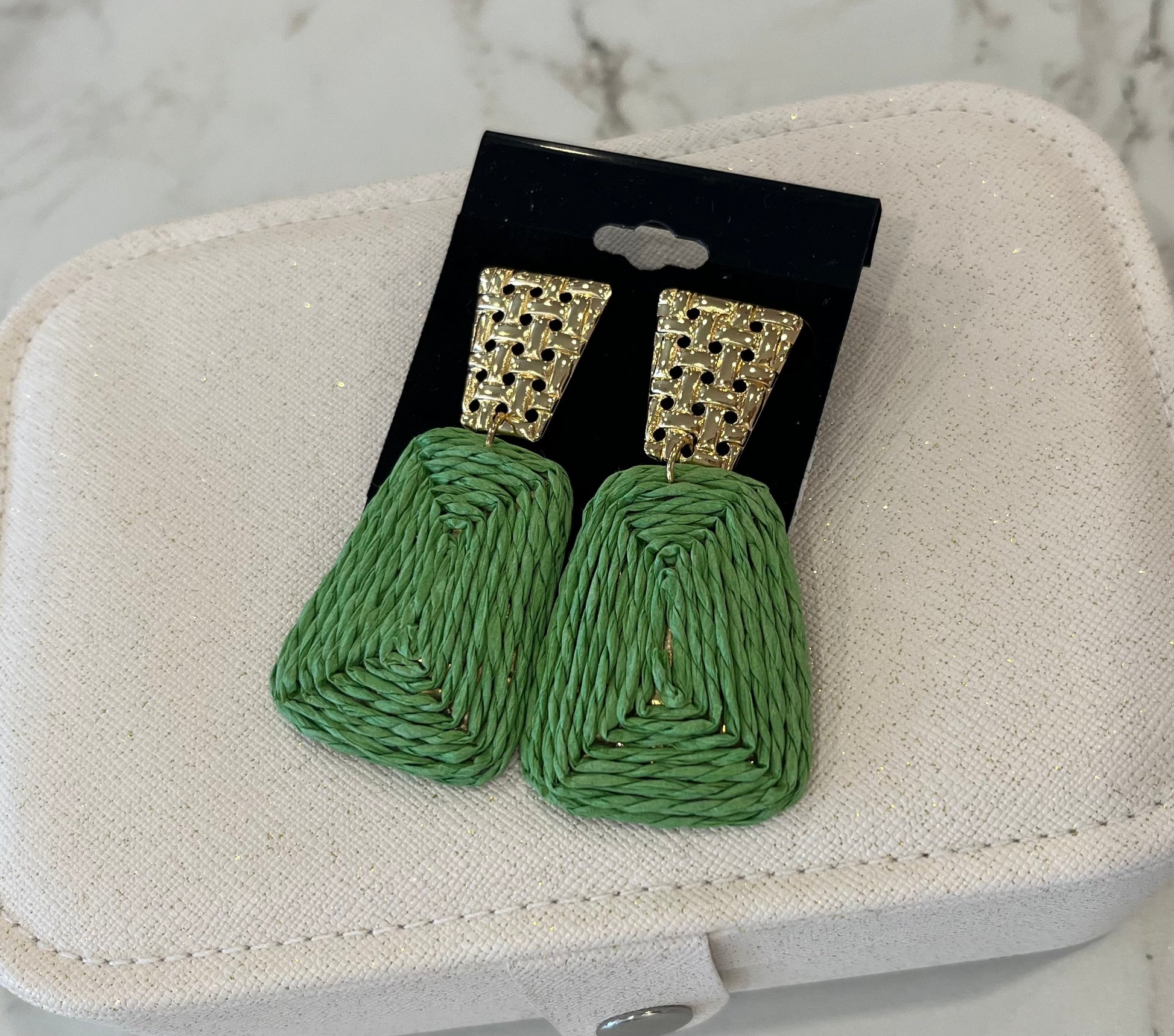 MER Faux Straw Dangle Earrings Green3473