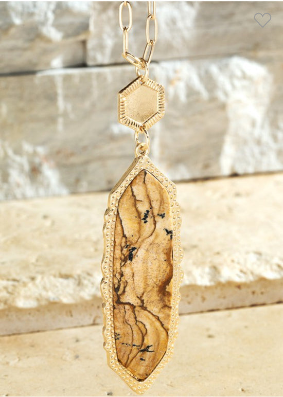 Urban Natural Jas Stone Pendant Necklace 4384