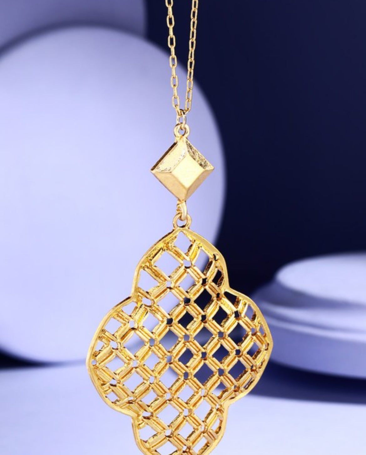 Urban Lattice Pendant Necklace 2946